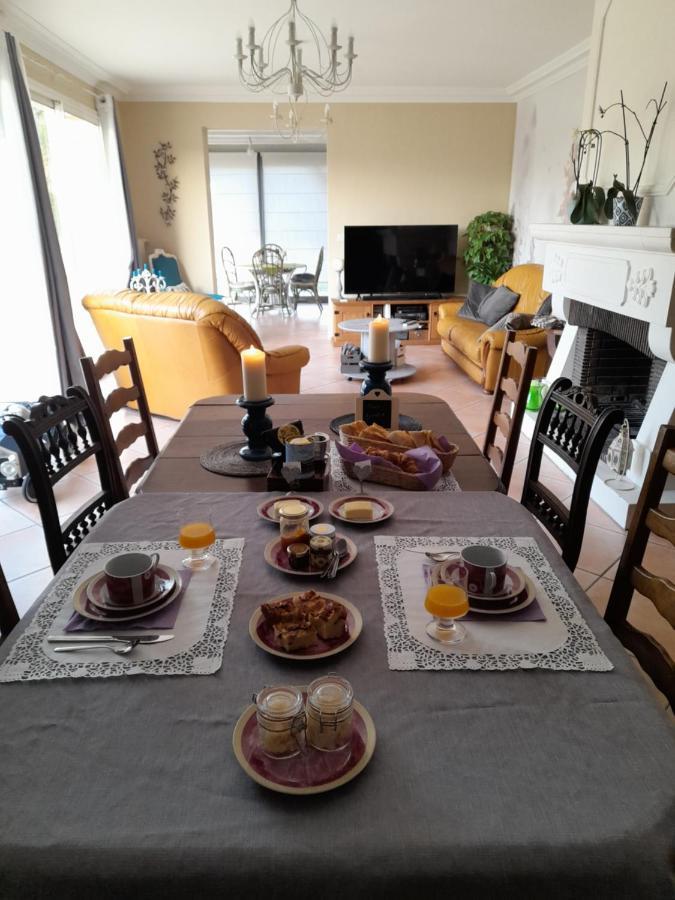 Chez Sally Et Mario Arnage Luaran gambar